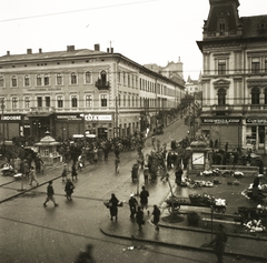 Románia,Erdély, Marosvásárhely, Rózsák tere (Piata Trandafirilor, ekkor Széchenyi tér), szemben a Bolyai utca., 1940, Ebner, utcakép, Fortepan #83895