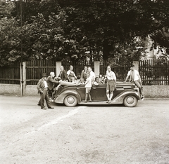 1939, Ebner, Ford-márka, automobil, autón ülni, autón állni, Fortepan #83952