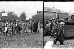 Magyarország, Jászberény, Lehel vezér tér, május 1-i felvonulás., 1960, Morvay Kinga, Morvay Lajos, felvonulás, május 1, rontott fotó, pódiumautó, Fortepan #84383