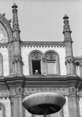 Magyarország, Budapest V., Ferenciek tere (Felszabadulás tér), Párizsi udvar épülete., 1970, Erdei Katalin, középület, eklektikus építészet, Budapest, UFO-lámpa, Henrik Schmahl-terv, Fortepan #85006