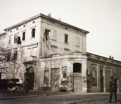 Olaszország, Gorizia, Corso Giuseppe Verdi, balra a Via Dante Alighieri, a sarkon az Edison mozi., 1915, Schmidt Albin, első világháború, háborús kár, cégtábla, mozi, Fortepan #85984