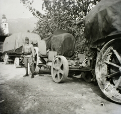 1916, Schmidt Albin, első világháború, templom, Skoda-márka, ágyú, tüzérség, Skoda 30.5, Fortepan #86109