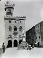 San Marino, Városháza (Palazzo Pubblico)., 1910, Schmidt Albin, freedom, well, sculpture, balcony, palace, public building, Neoclassical architecture, Francesco Azzurri-design, Stefano Galletti-design, Fortepan #86300