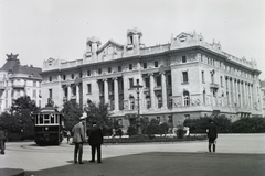 Hungary, Budapest V., Szabadság tér 8-9., a Magyar Nemzeti Bank (ekkor az Osztrák-Magyar Bank) székháza (Alpár Ignác, 1902-1904)., 1907, Schmidt Albin, tram, Ignác Alpár-design, public building, eclectic architecture, Budapest, Fortepan #86340