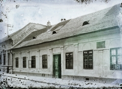 Slovakia, Komarno, Király püspök utca 10., Jókai Mór szülőháza., 1903, Magyar Földrajzi Múzeum / Erdélyi Mór cége, memorial plaque, carpenter, Fortepan #86604