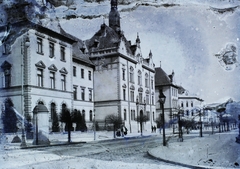 Szlovákia, Besztercebánya, Deák Ferenc utca (ulica Skuteckého), Törvényszéki Palota (később Körzeti Bíróság)., 1906, Magyar Földrajzi Múzeum / Erdélyi Mór cége, középület, Fortepan #86635