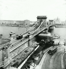 Magyarország, Budapest I., a Széchenyi Lánchíd Budáról nézve., 1908, Magyar Földrajzi Múzeum / Erdélyi Mór cége, híd, villamos, omnibusz, Duna, Budapest, függőhíd, William Tierney Clark-terv, Fortepan #86698