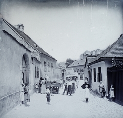 Hungary, Tabán, Budapest I., Aranykakas utca., 1910, Magyar Földrajzi Múzeum / Erdélyi Mór cége, pedestrian, kids, kid, Budapest, Fortepan #86718