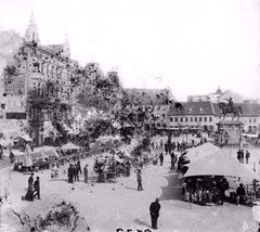 Horvátország, Zágráb, Jellasics bán tér (Trg bana Josipa Jelačića), Jellasics bán lovasszobra., 1902, Magyar Földrajzi Múzeum / Erdélyi Mór cége, piac, lovas szobor, Josip Jellasics-ábrázolás, Anton Dominik Fernkorn-terv, sérült kép, Fortepan #86927