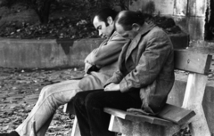 France, Paris, a felvétel Szent Lajos-sziget északi csúcsán készült., 1971, Urbán Tamás, bench, sitting, sleeping, Fortepan #87508