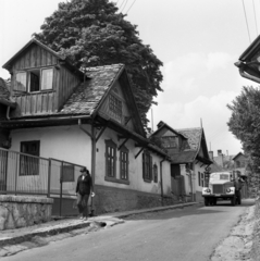 Hungary, Zebegény, Napraforgó utca., 1972, Urbán Tamás, commercial vehicle, street view, Fortepan #87659