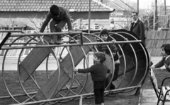 Hungary, Budapest XI., Allende park., 1973, Urbán Tamás, playground, Budapest, Fortepan #88030