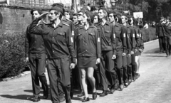 Hungary, Margit Islands, Budapest, Úttörő sporttelep / Úttörő stadion (később Margitszigeti Atlétikai Centrum), Budapesti Ifjú Gárda Szemle., 1973, Urbán Tamás, uniform, young guard, Fortepan #88076