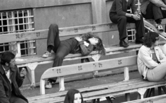 Hungary, Miskolc, DVTK-stadion, Rockfesztivál., 1973, Urbán Tamás, stadium, rock festival, relaxation, Fortepan #88122