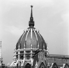 Hungary, Budapest V., a Parlament kupolája., 1973, Urbán Tamás, Imre Steindl-design, Red Star, Neo-Gothic-style, dome, eclectic architecture, Budapest, Fortepan #88173