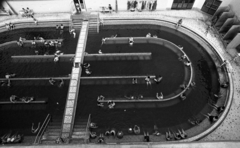 Hungary, Hajdúszoboszló, gyógyfürdő., 1973, Urbán Tamás, bathing, thermal bath, bird's eye view, pool stairs, Fortepan #88207