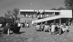 Magyarország, Nagymaros, kemping, országjáró diákok Pest megyei találkozója., 1974, Urbán Tamás, zászló, teherautó, Robur-márka, tetőantenna, Fortepan #88482