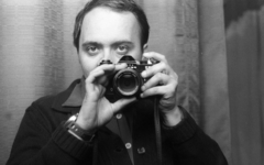 Hungary, Urbán Tamás fotóriporter., 1976, Urbán Tamás, reflection, camera, photography, Pentax-brand, Fortepan #88713