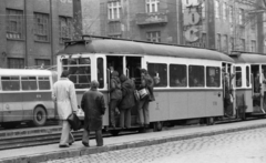 Hungary, Budapest XIII., Váci út, villamosmegálló a Forgách utcánál., 1976, Urbán Tamás, tram, BKV-organisation, tram stop, Trailer car, Budapest, Fortepan #88919