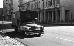 Kuba, Havanna, Malecón a Perseverancia torkolatától a Manrique felé nézve., 1978, Urbán Tamás, amerikai gyártmány, automobil, rendszám, Fortepan #89089