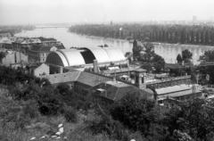 Hungary, Budapest II., kilátás a Rózsadombról, előtérben a Komjádi és a Császár uszoda, szemben a Margitsziget., 1975, Urbán Tamás, swimming pool, roof, Danube, Budapest, Zoltán Kelecsényi-design, retractable roof, Fortepan #89305