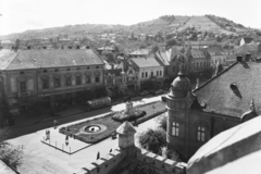 Magyarország, Szekszárd, Garay tér, az Augusz ház tornyából, a Kálvária hegy felé nézve., 1955, UVATERV, egy dunai hajóút, autóbusz, magyar gyártmány, Ikarus-márka, GAZ M20 Pobjeda, Ikarus 30, Fortepan #91044