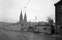 Magyarország, Budapest I., Batthyány tér, a metróépítés területe, háttérben a Szent Anna-templom., 1952, UVATERV, lámpaoszlop, automobil, metróépítés, rendszám, őrbódé, Budapest, Fortepan #9107