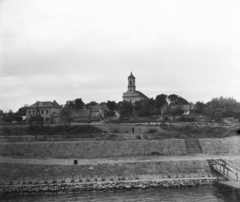 Magyarország, Ercsi, a város a Dunáról nézve, szemben a Nagyboldogasszony-templom., 1955, UVATERV, egy dunai hajóút, templom, barokk-stílus, katolikus, Fortepan #91095