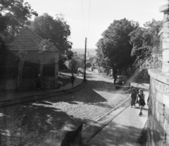 Magyarország, Ercsi, Fő utca a Templom tér sarkáról nézve., 1955, UVATERV, egy dunai hajóút, automobil, rendszám, Fortepan #91099