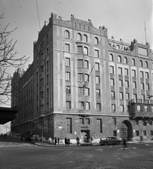 Magyarország, Budapest I., Krisztina körút - Csaba utca sarok, Postapalota., 1960, UVATERV, teherautó, utcakép, postaláda, automobil, Budapest, FSO Warszawa, Fortepan #9113