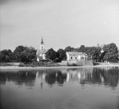 Magyarország, Szob, Duna-part, szemben a Szent László-templom tornya., 1955, UVATERV, egy dunai hajóút, templom, folyópart, hajóállomás, Fortepan #91215