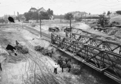 Magyarország, Budapest XIII.,Budapest IV., Béke utcai közúti aluljáró építkezése, a Madridi utca és az Angyalföld kocsiszín felé nézve., 1955, UVATERV, Budapest, ló, kordé, sínpálya, Fortepan #91488