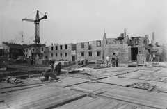 Magyarország, Óbuda, Budapest III., társasház építkezése a Hunor utca - Vihar utca - Velence utca határolta területen., 1955, UVATERV, Budapest, téglafal, daru, Fortepan #91519