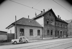 Magyarország, Budapest VIII., Salgótarjáni utca, MÁV Anyagvizsgáló Intézet., 1951, UVATERV, utcakép, Skoda 1101/1102 Tudor, Budapest, Fortepan #91566