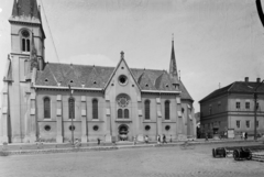 Magyarország, Kaposvár, Kossuth tér, Nagyboldogasszony templom (később székesegyház)., 1962, UVATERV, templom, katolikus, neoromán építészet, Tandor Ottó-terv, Fortepan #91793