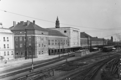 Magyarország, Győr, vasútállomás., 1958, UVATERV, pályaudvar, vasútállomás, helységnév tábla, Dianóczy János-terv, Éhn József-terv, Fortepan #91911