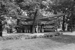 Magyarország, Városliget,Budapesti Ipari Vásár, Budapest XIV., az AURAS Gyár szervizfelszereléseket bemutató pavilonja., 1960, UVATERV, Moszkvics-márka, Moszkvics 423, Budapest, FSO Warszawa, Fortepan #91935