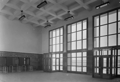 Hungary, Dunaújváros, (Sztálinváros), vasútállomás., 1954, UVATERV, interior, train station, Dénes Vass-design, Rudolf Molnár-design, Fortepan #91973