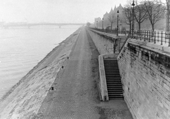 Magyarország, Budapest XI., budai alsó rakpart a Budapesti Műszaki Egyetem (később Budapesti Műszaki és Gazdaságtudományi Egyetem) előtt., 1958, Fortepan, látkép, Budapest, Budapesti Műszaki Egyetem, Fortepan #9205