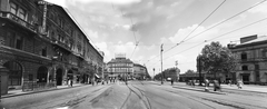 Magyarország, Budapest V.,Budapest VI.,Budapest XIII., Bajcsy-Zsilinszky út a Nyugati (Marx) tér és a Váci út felé nézve., 1953, UVATERV, óra, járókelő, utcakép, életkép, buszmegálló, lámpaoszlop, csibilámpa, villamosmegálló, járdasziget, Budapest, Fortepan #92097