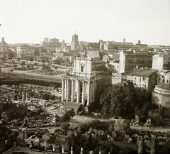 Olaszország, Róma, Forum Romanum, középen Antoninus és Faustina temploma., 1939, Ebner, római birodalom, Fortepan #92193