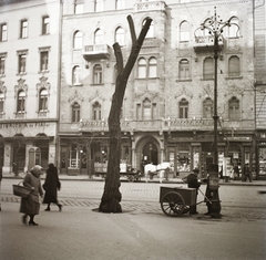 Magyarország, Budapest VIII.,Budapest IX., Üllői út 34. az Iparművészeti Múzeumtól nézve., 1939, Ebner, Budapest, Fortepan #92219