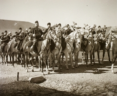 Hungary, Bábolna, Szapáry-kastély, Ménesudvar, hadiárvák lovas zenekara., 1939, Ebner, uniform, horse, military, band, wind band, Fortepan #92448