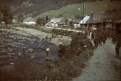 Románia,Erdély, Észak-Erdély, a felvétel a magyar csapatok bevonulása idején készült., 1940, Fortepan, színes, második világháború, katona, Fortepan #92558