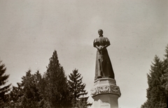 Magyarország, Gödöllő, Erzsébet-park, Erzsébet királyné szobra (Róna József, 1901)., 1942, Fortepan/Album002, szobor, emlékmű, Erzsébet királyné-ábrázolás, Róna József-terv, Fortepan #92711