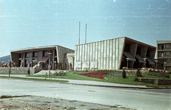 Hungary, Uránváros, Pécs, Esztergár Lajos utca (39-es dandár út), Olympia étterem., 1962, G K, colorful, pastry shop, Lajos Gádoros-design, modern architecture, relief, Fortepan #92828