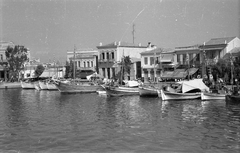 Görögország, Aegina, kikötő., 1964, Holenár Csaba és Edina, vitorláshajó, napellenző, görög ábécé, Fortepan #93075