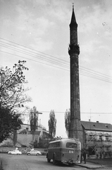 Magyarország, Eger, Knézich Károly utca a Minaret és a vár felé nézve., 1963, Holenár Csaba és Edina, autóbusz, Ikarus 620/630, minaret, automobil, mecset, Wartburg 311/312, rendszám, Ikarus 601, Fortepan #93098