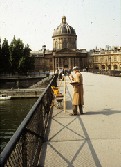 France, Paris, Pont des Arts (Művészetek hídja), szemben a Francia Akadémia., 1976, Közösségi Szociális Szövetkezet, colorful, bridge, easel, painter, Fortepan #93448