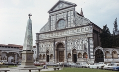 Olaszország, Firenze, Santa Maria Novella templom., 1969, LHM, templom, színes, gótika, obeliszk, reneszánsz, automobil, Leon Battista Alberti-terv, Fortepan #93538